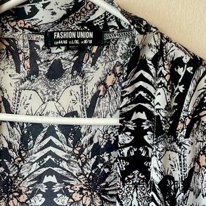 Fashio union women’s robe floral size L